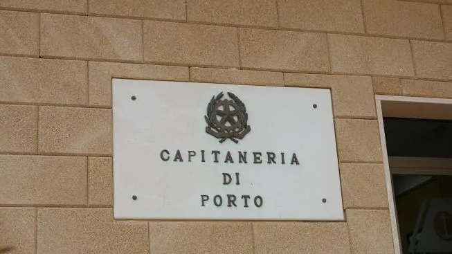 Immagine di Ordinanza Capitaneria di Porto di Gallipoli: presenza presunto ordigno bellico al largo di Porto Selvaggio